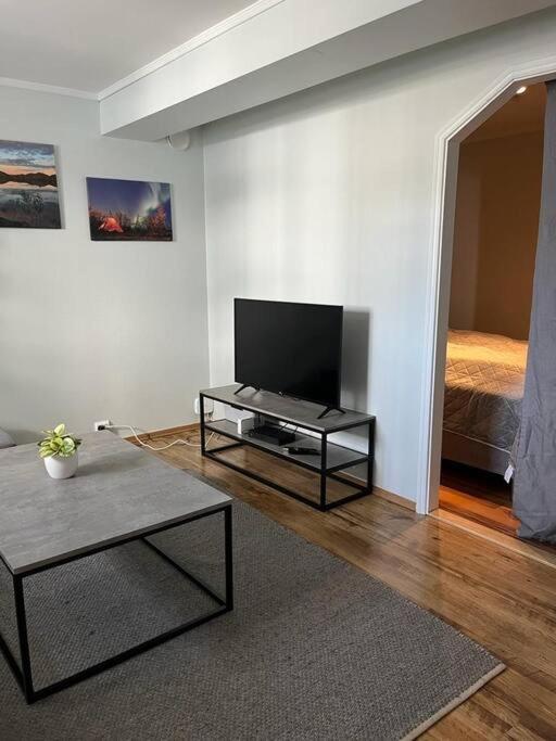 Cozy Ground Floor Apartment Tromsø Dış mekan fotoğraf